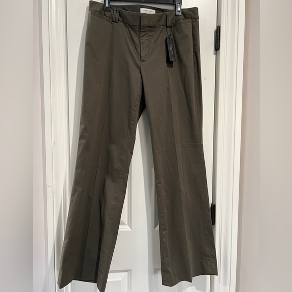 Banana Republic "The Logan Fit" Size 14 Pants - Picture 2 of 9